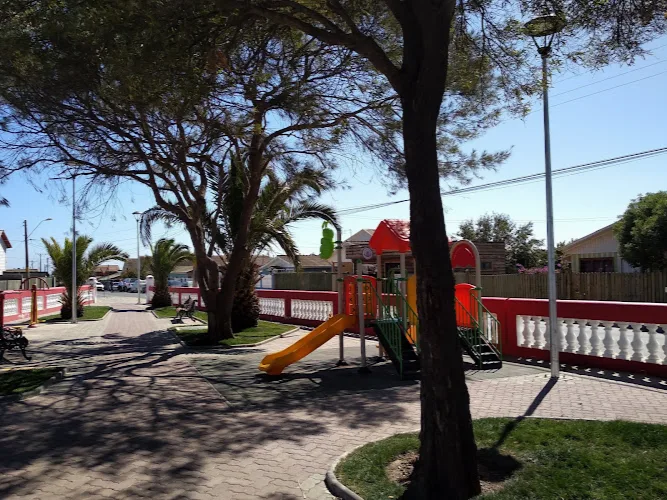 Fotografía de Plaza Victor Jara Alvarez