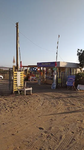 Fotografía de Estacionamiento y Kiosco Villa Esperanza