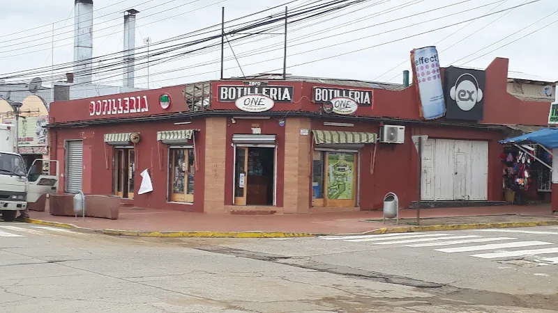 Fotografía de Botillería One